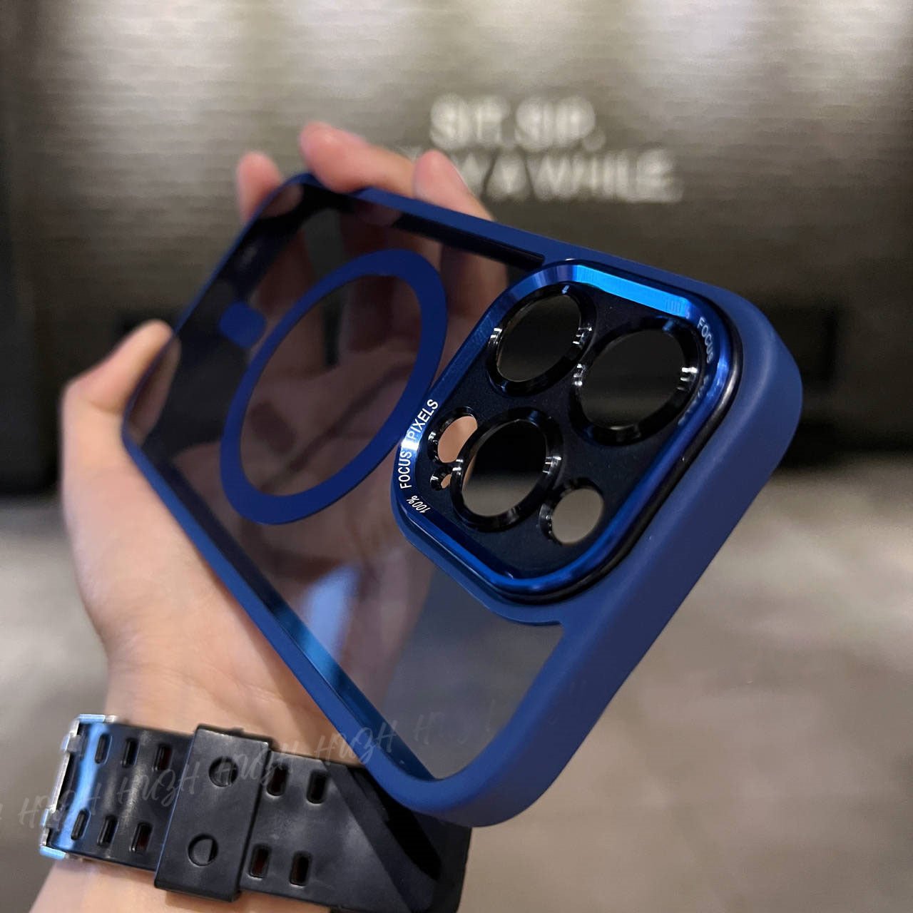 Metal Lens Transparent Magnetic Case for iPhone 15 Pro Max - TechNest