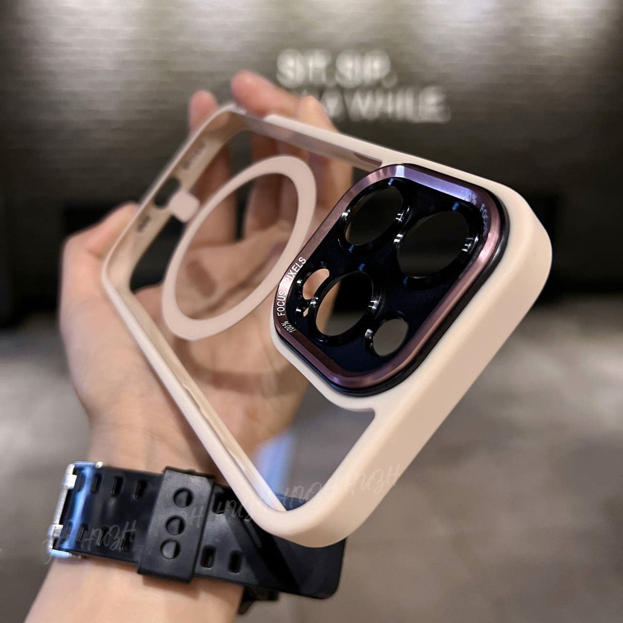 Metal Lens Transparent Magnetic Case for iPhone 15 Pro Max - TechNest